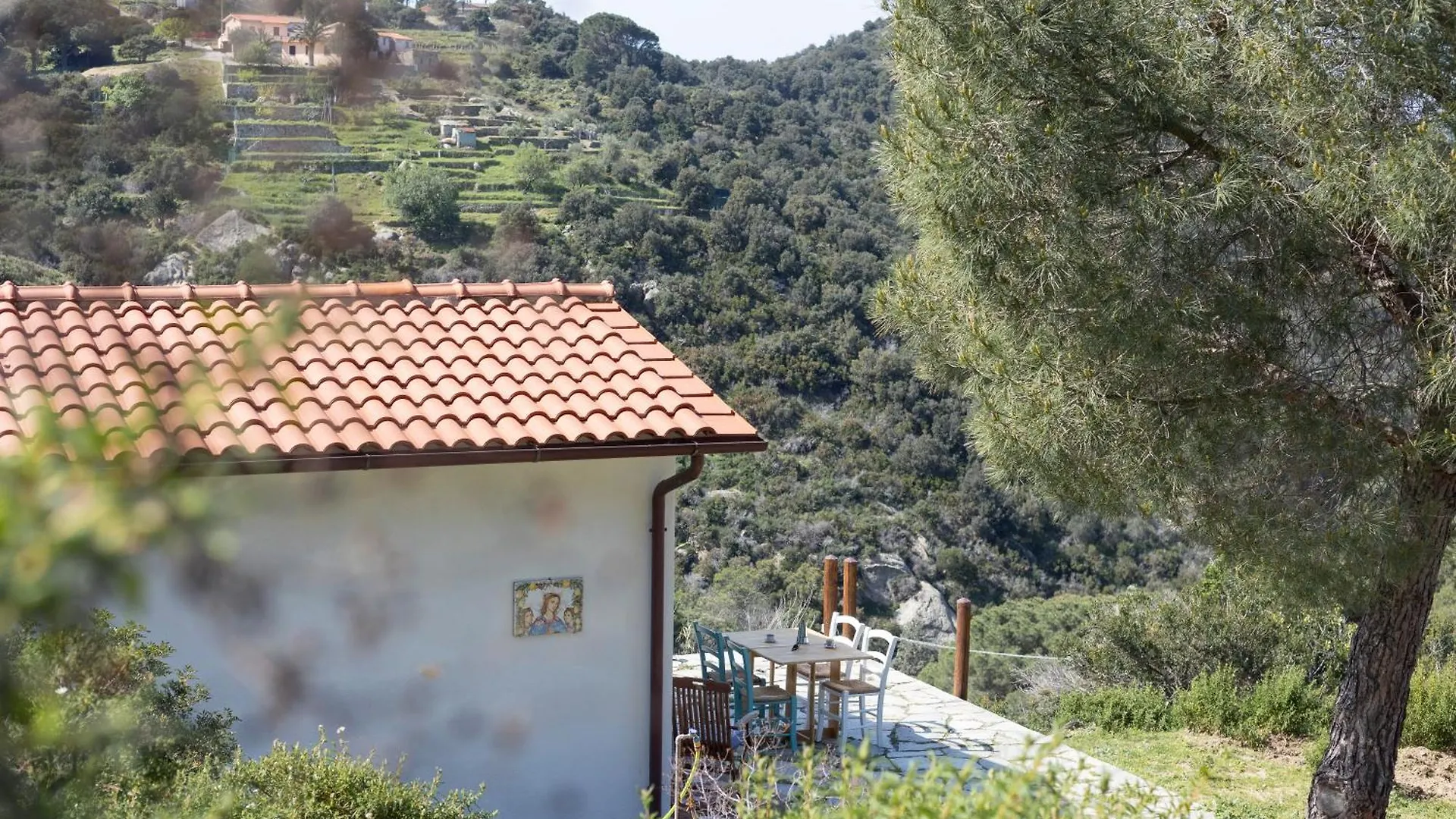 Appartamento Il Nespolo - Helloelba Patresi