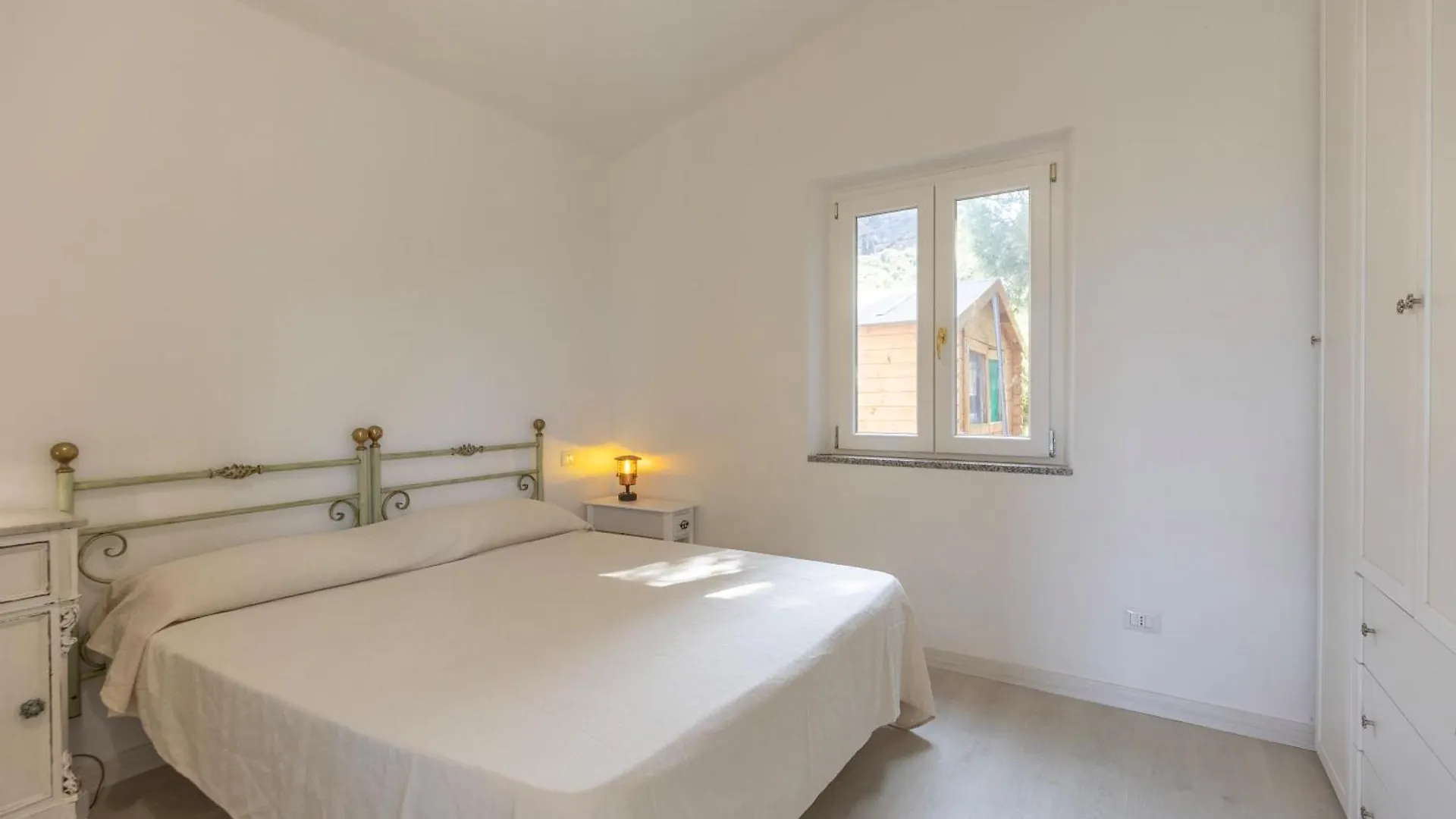 Holiday home Appartamento Il Nespolo - Helloelba Patresi Italy